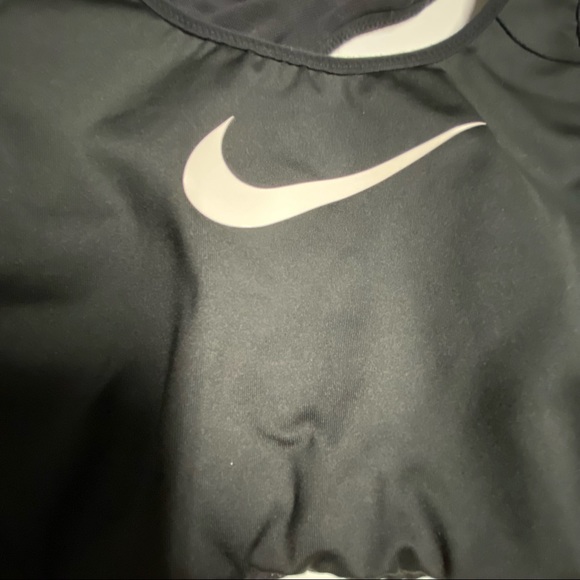 Nike sport bra black, no size tag, - Picture 3 of 12